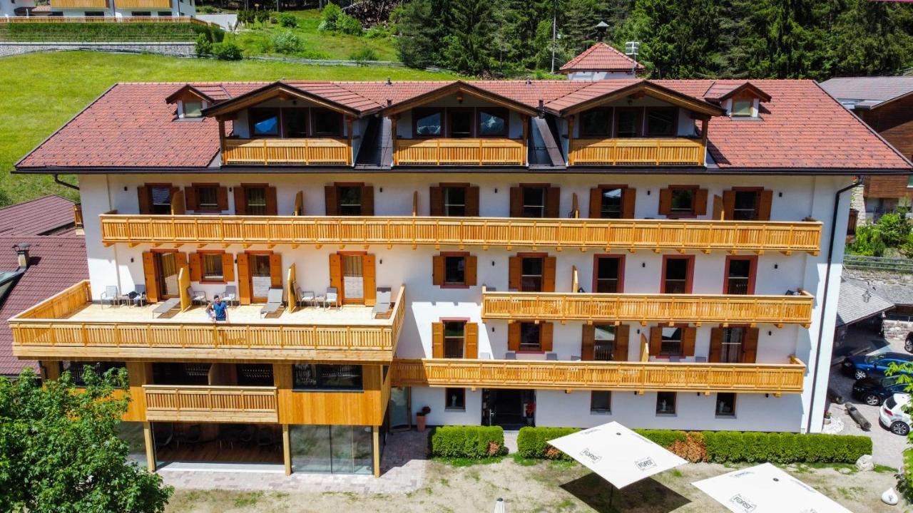 Dolomitenhotel Weisslahnbad Tires Luaran gambar